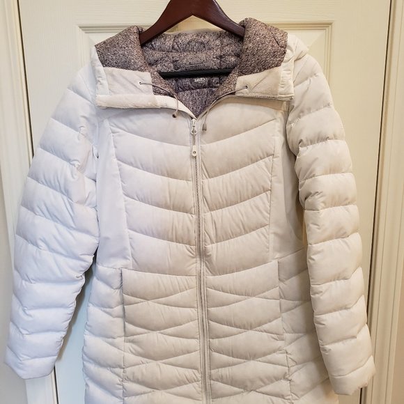 Mountain Hardware Jackets & Blazers - Mountain Hardware Women's Downhill Metro Down Coat - 700 Fill Power